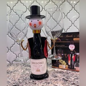 Snowman Wine Bottle Holder Metal Holiday Decor Winter Tabletop Bar Gift